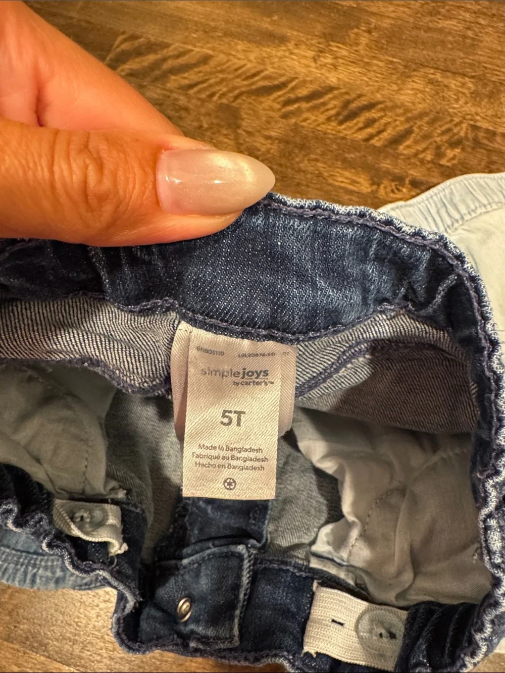 Three pairs of denim shorts 5T